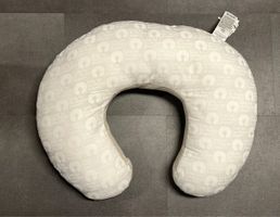 Boppy Stillkissen mit 2 Bezügen, Top Zustand