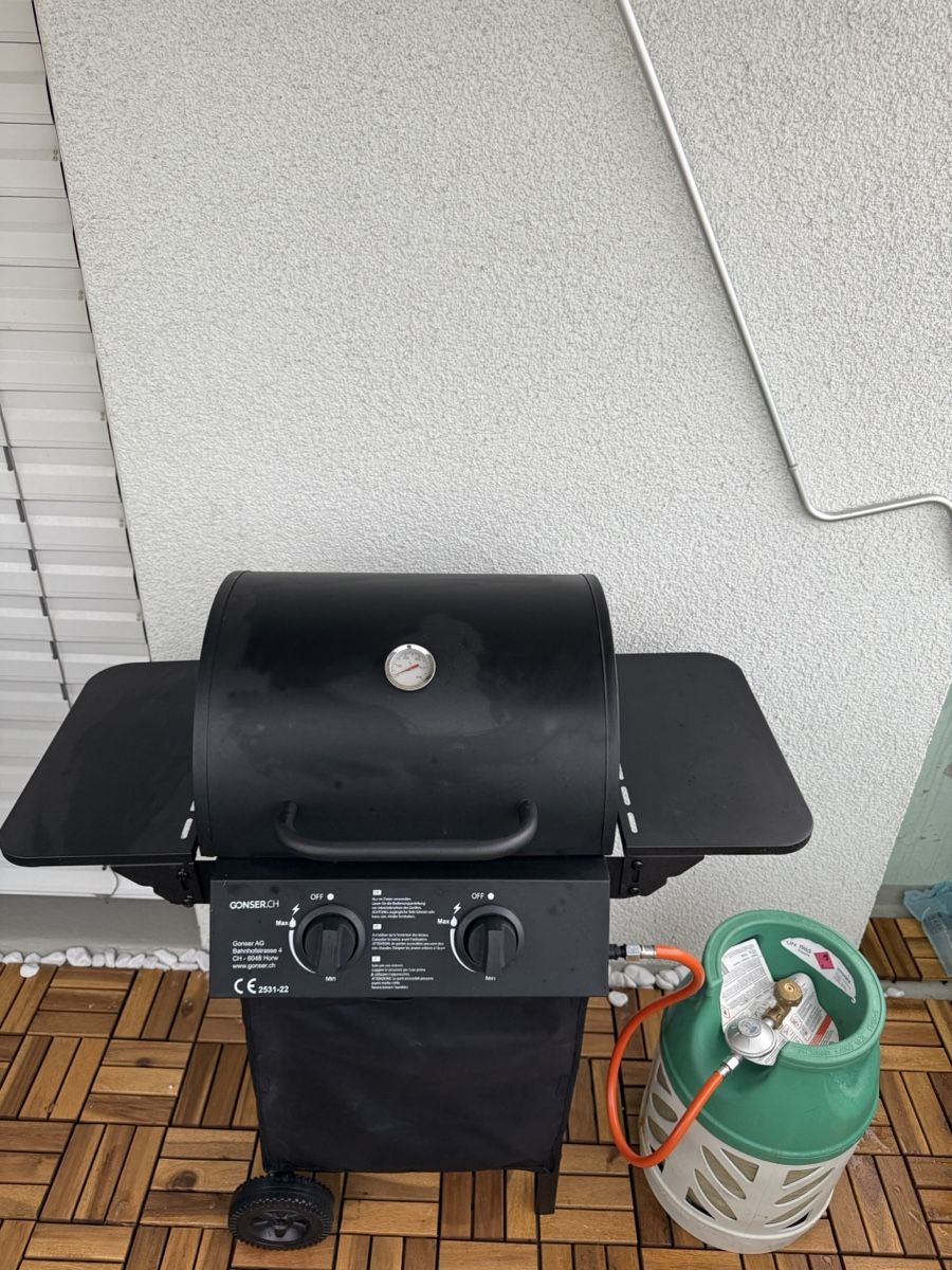 Griglie: Gasgrill – Usato da Affoltern am Albis venduto da Rinor.D