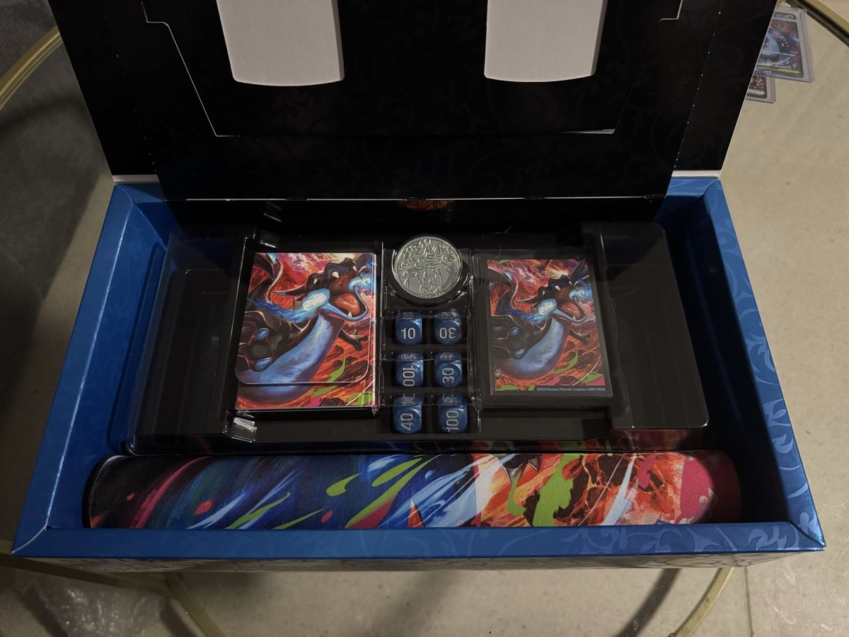 Pokémon Cartes à collectionner: Collection Box Charizard neu – Neuf (Voir description) à Bern par Diego-maradona 1