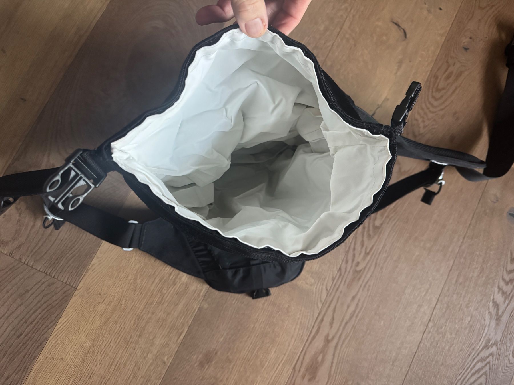 Kriega Zaini: Kriega R11 Motorrad Beckensack – Usato da Kilchberg ZH venduto da allambo 3