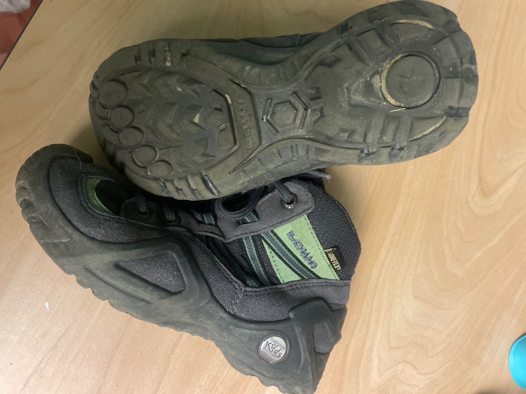 Lowa Scarpe per ragazzi: Lowa Goretex Winterstiefel Gr. 31 – Usato da Obergerlafingen venduto da cabo4 2