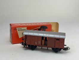 EX-  Märklin gedeckter Güterwagen mit Ladung