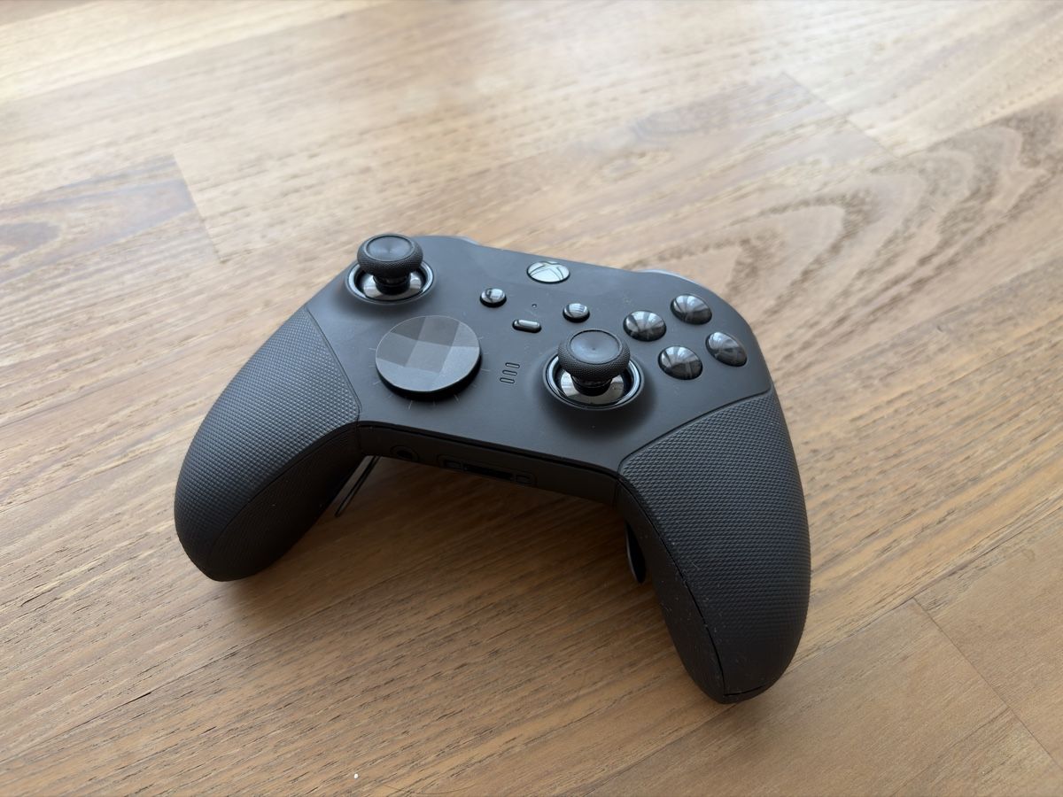 Microsoft Controller: Xbox Elite Series 2 Controller Schwarz – Gebraucht aus Magden von whosnipedmyass