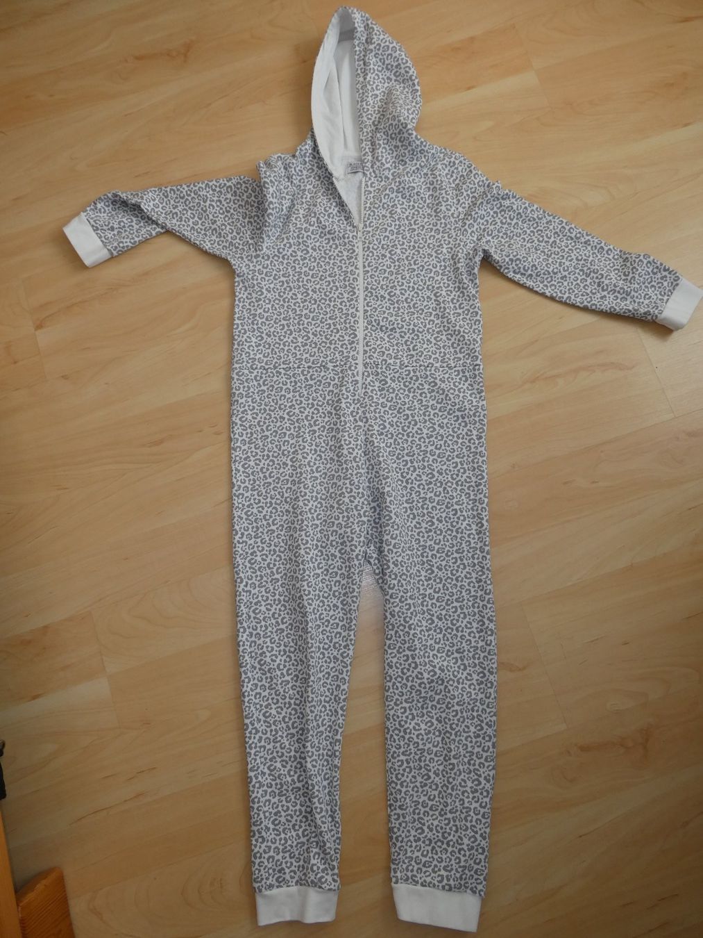 Tute: Jumpsuit Gr. 152 – Usato da Mels venduto da KOSL