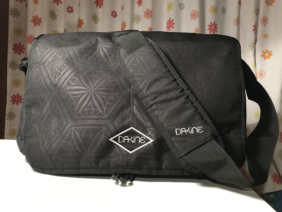 Dakine Sacs: Tasche von Dakine – D'occasion à Grabs par xen_jv2r