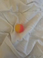 Pallina rimbalzante multicolore in gomma buone condizioni