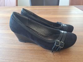 Damenschuhe Keilabsatz Schwarz Grösse 38 guter Zustand