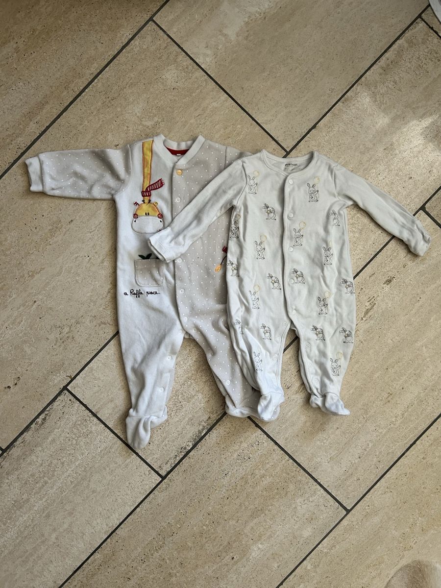 Lotti & Set di vestiti: 22-teiliges Kleiderpaket Grösse 62 – Usato da Berikon venduto da Skydive11 3