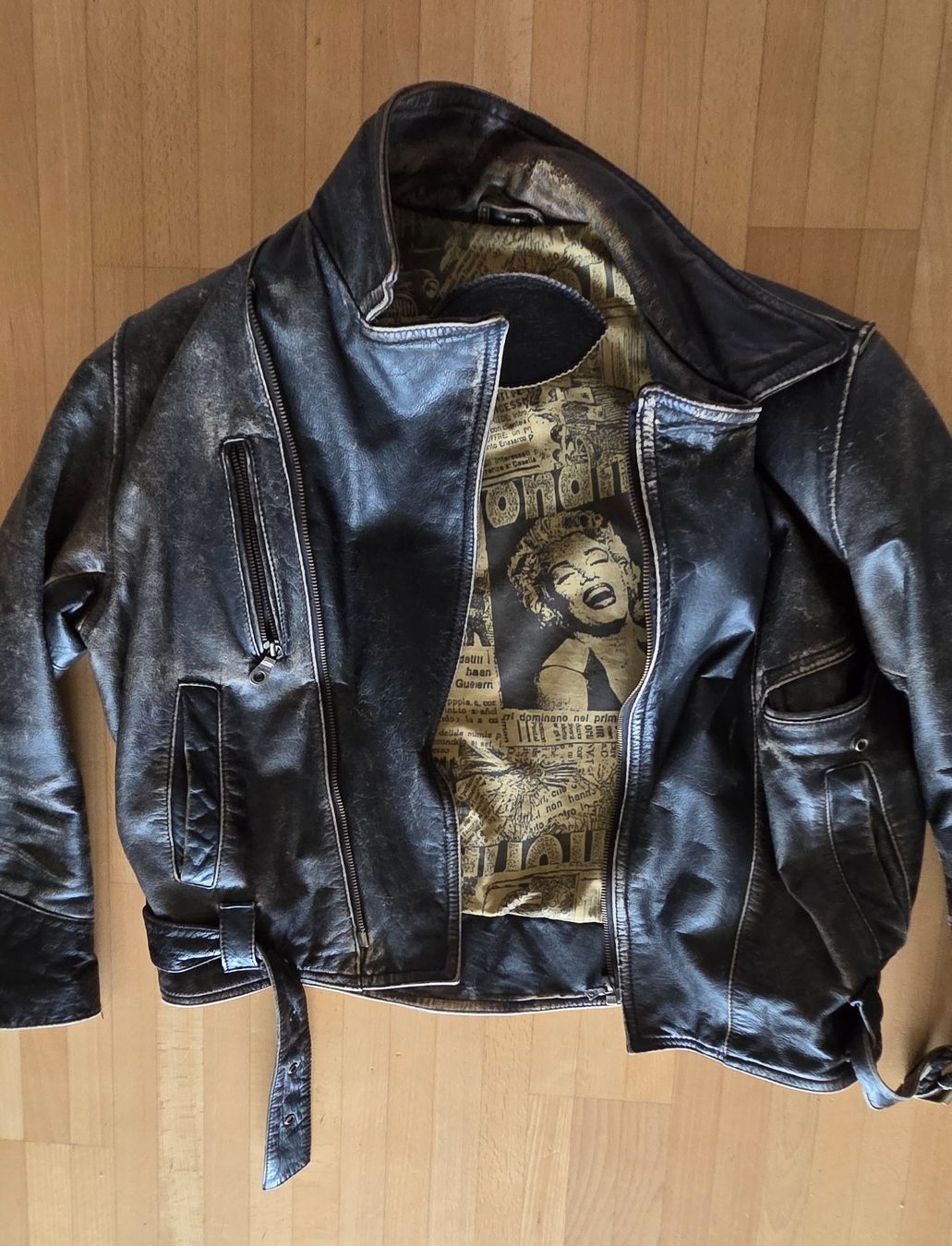 Jacken: Vintage Lederjacke – Gebraucht aus Oberkirch LU von Spaceman201