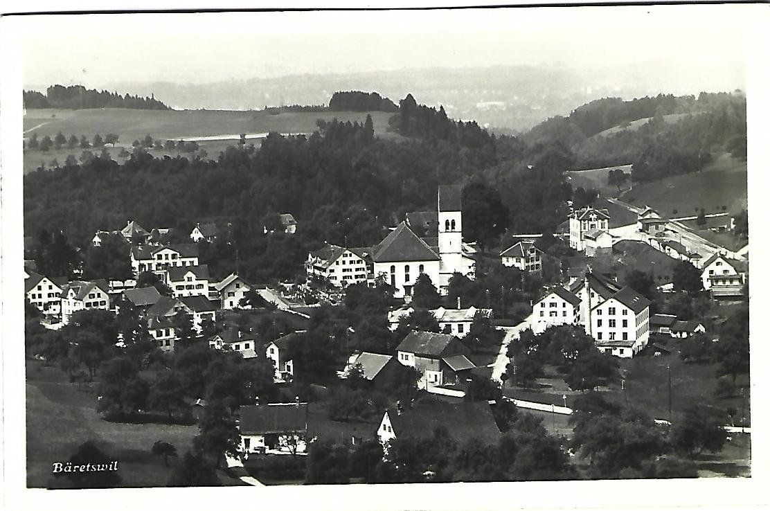 Cartes postales: Bäretswil Dorfansicht – D'occasion à Wetzikon ZH par Brulu100