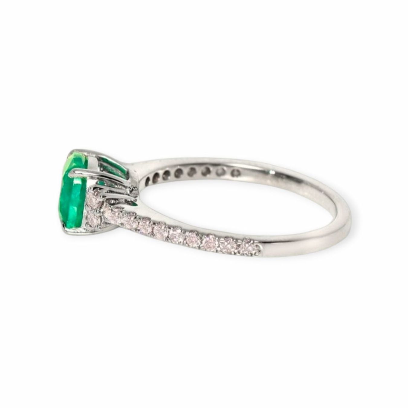 Anelli: Smaragd-Ring 14k Weissgold 1,08ct – Nuovo e nell'imballaggio originale da Illnau venduto da Juwelier_Mahler_GmbH 2