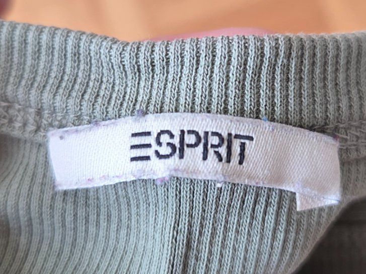 Esprit Top: Top Esprit grösse S grün – Usato da Winterthur venduto da SilWi 2
