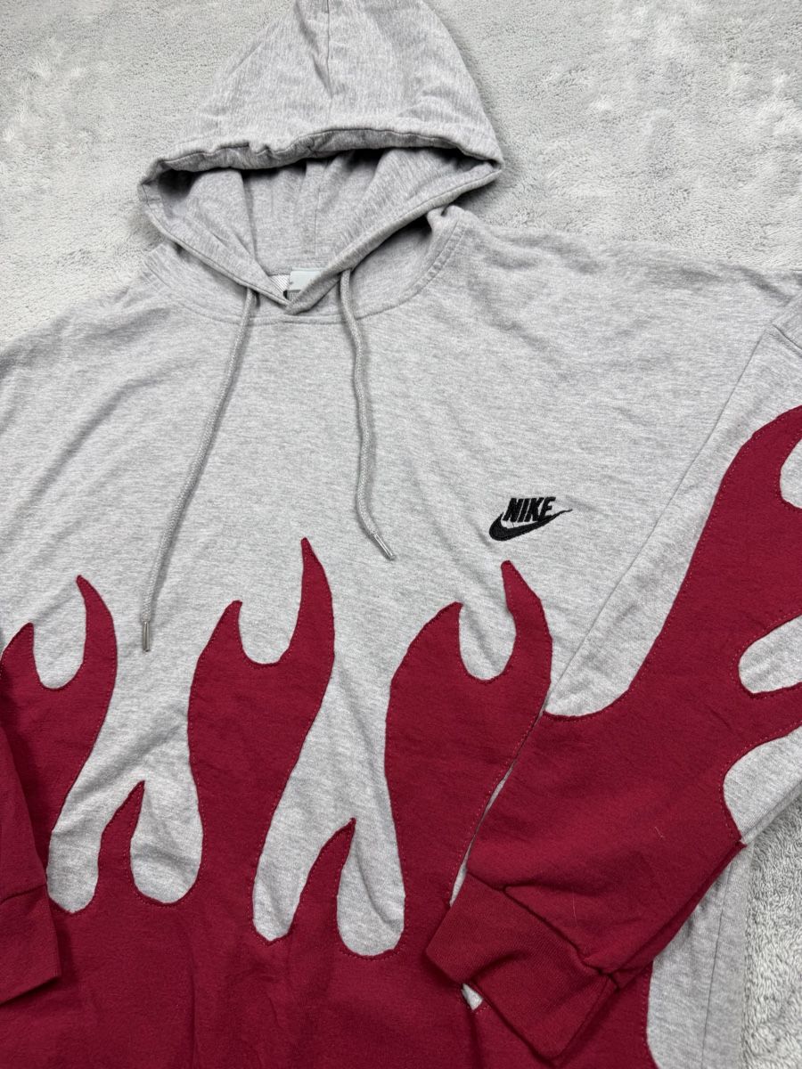 Nike Pullover & Sweatshirts: Nike Upcycled sweatshirt – Gebraucht aus Erlinsbach SO von TogaResell 1