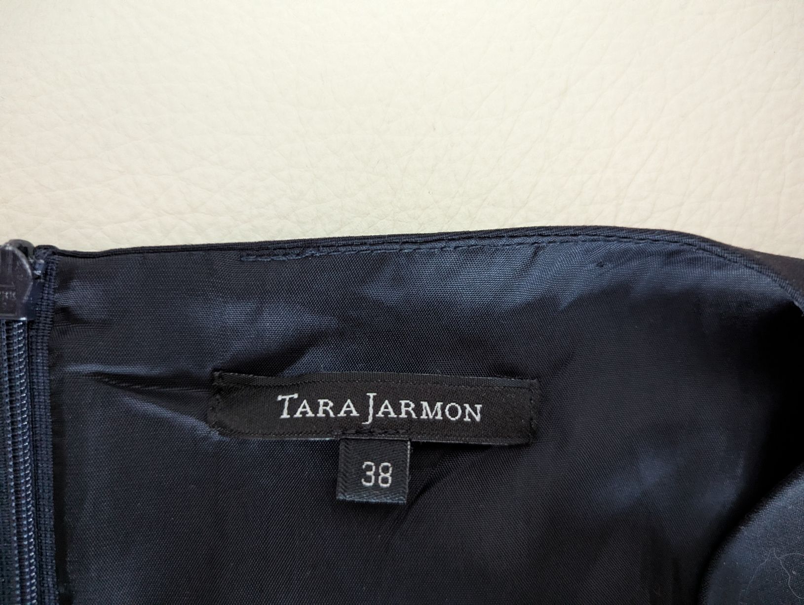 Tara Jarmon Vestiti: sublime robe Tara jarmon 38 – Usato da Montreux venduto da dem_gyt9 3