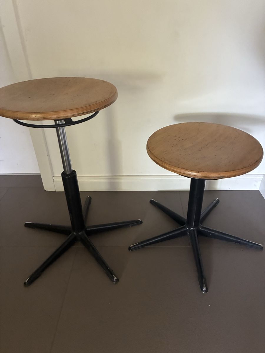Sgabelli: Vintage Werkstatthocker Actiform (2er Set) Atelierhocker  – Usato da Uetendorf venduto da REhome 2