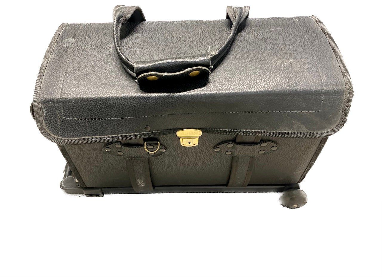 Reisekoffer: Werkzeugkoffer Leder mit Rollen,  Handgriff - Pilotenkoffer – Gebraucht aus Ried-Brig von Challi 1
