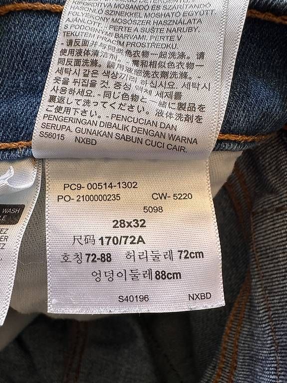 Levi's Jeans: Blaue Levis Jeans – Usato da Arlesheim venduto da dan_vv9f 3