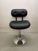 2x Retro Barhocker schwarz/Nussbaum, höhenverstellbar