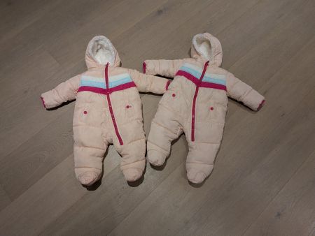 Skianzug DIKNY Gr. 68 2 Stk. für Zwillinge