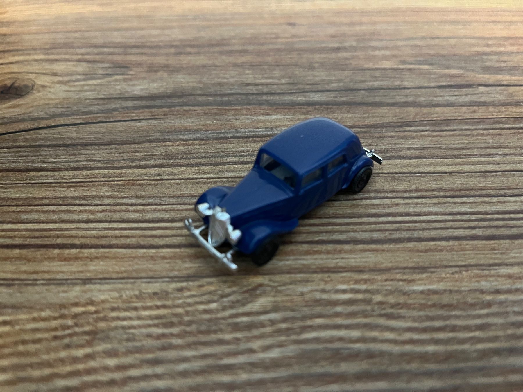 Modellautos: Modellauto Oldtimer Limousine – Gebraucht aus Hirzel von momo24Horgen