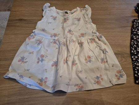 2 Mädchen Sommerkleider Blumen Grösse 68