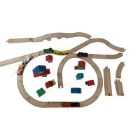 BRIO Eisenbahn mit Bauklötzen