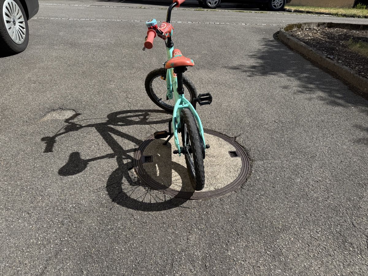 Scott Vélos: Kinder-Velo Scott – D'occasion à Münsingen par FerrariF355 8
