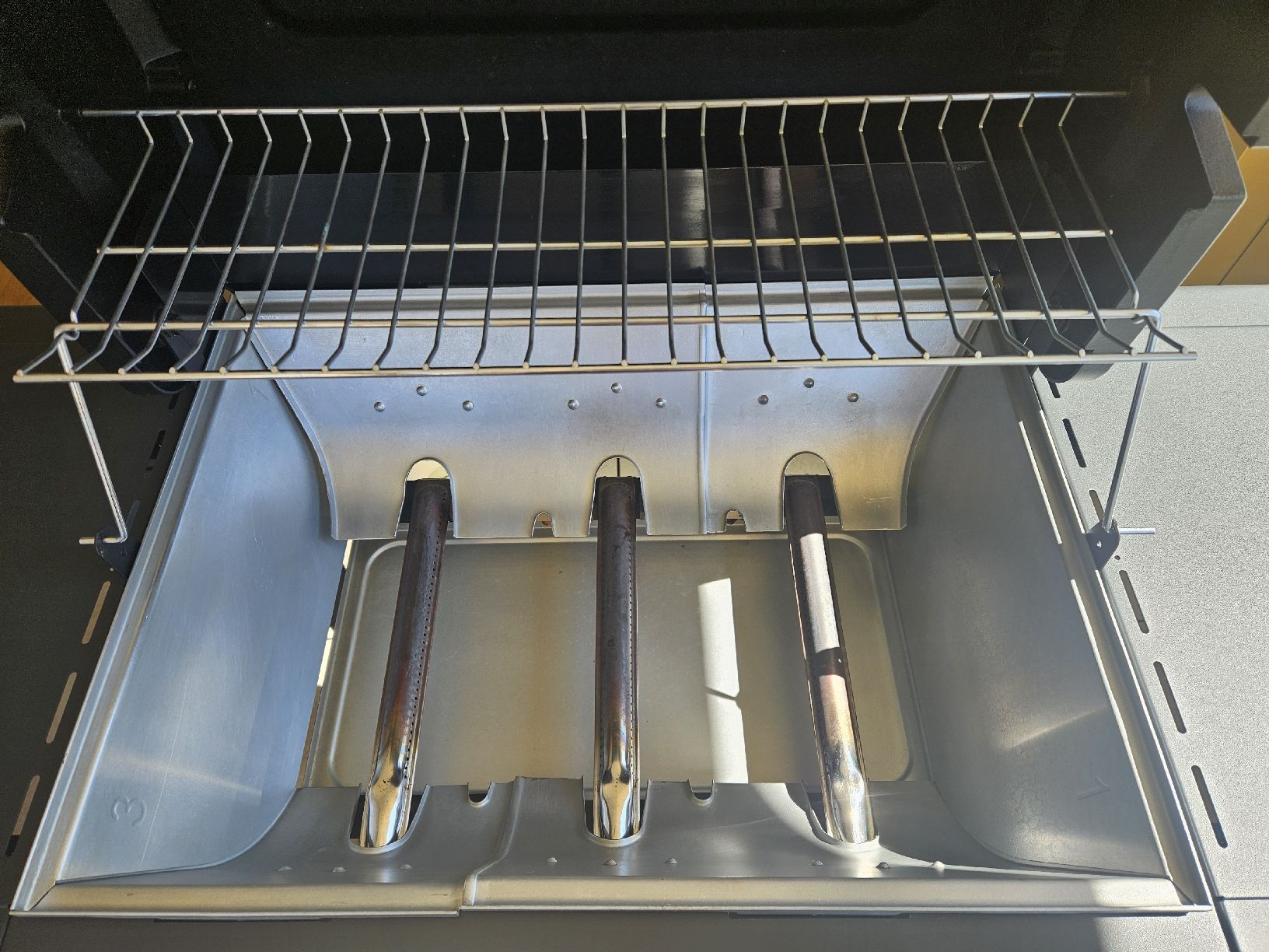 Campingaz Grills: Gril Campingaz 3 Series Classic L – Gebraucht aus Morges von Mlle_Croft_91 7