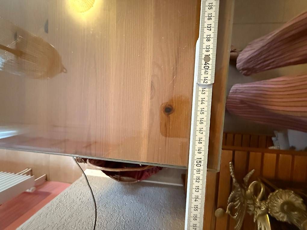 Scrivanie: Holz Schreibtisch mit Glasplatte – Usato da Fribourg venduto da 1thaila 2