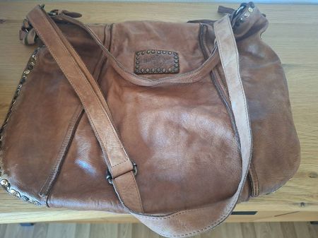 Handtasche leder mit abnehmbarem riemen