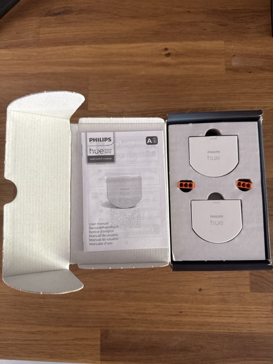 Philips Interruttori: Philips Hue Wall Switch Module 2er Set neu in OVP – Nuovo (secondo la descrizione) da Neuhaus SG venduto da NicKi333 2