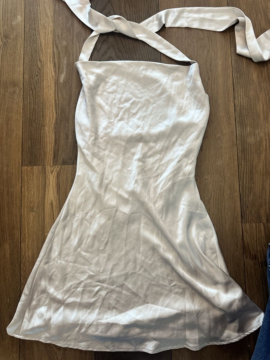 Vestiti: Brand new Hellomolly dress – Nuovo (secondo la descrizione) da Bachenbülach venduto da cookiecutter 4