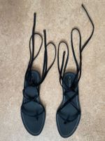 Schwarze Sandalen von Bershka, Gr. 39