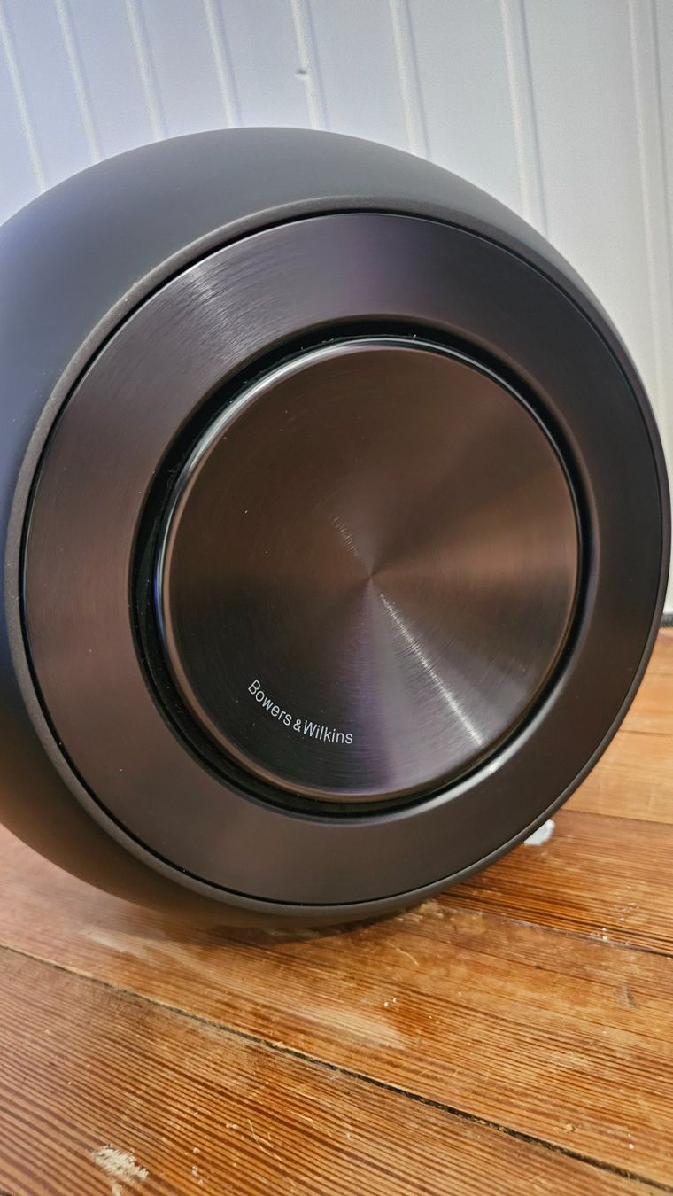 Bowers & Wilkins Casse acustiche: B&W PV1D Subwoofer Schwarz – Usato da Burgdorf venduto da Spacelove 1