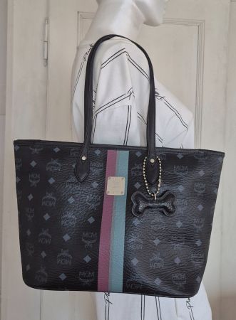 MCM Shopper Size S, inkl. Dogbone-Anhänger