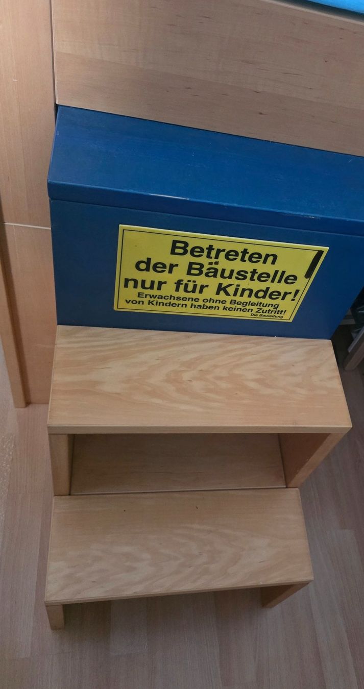 Betten: Hochbett mit Rutsche – Gebraucht aus Reichenburg von Mischna 2
