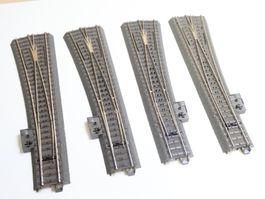 Märklin 4 x grosse Weiche 24712/24711 - NP: 140.-