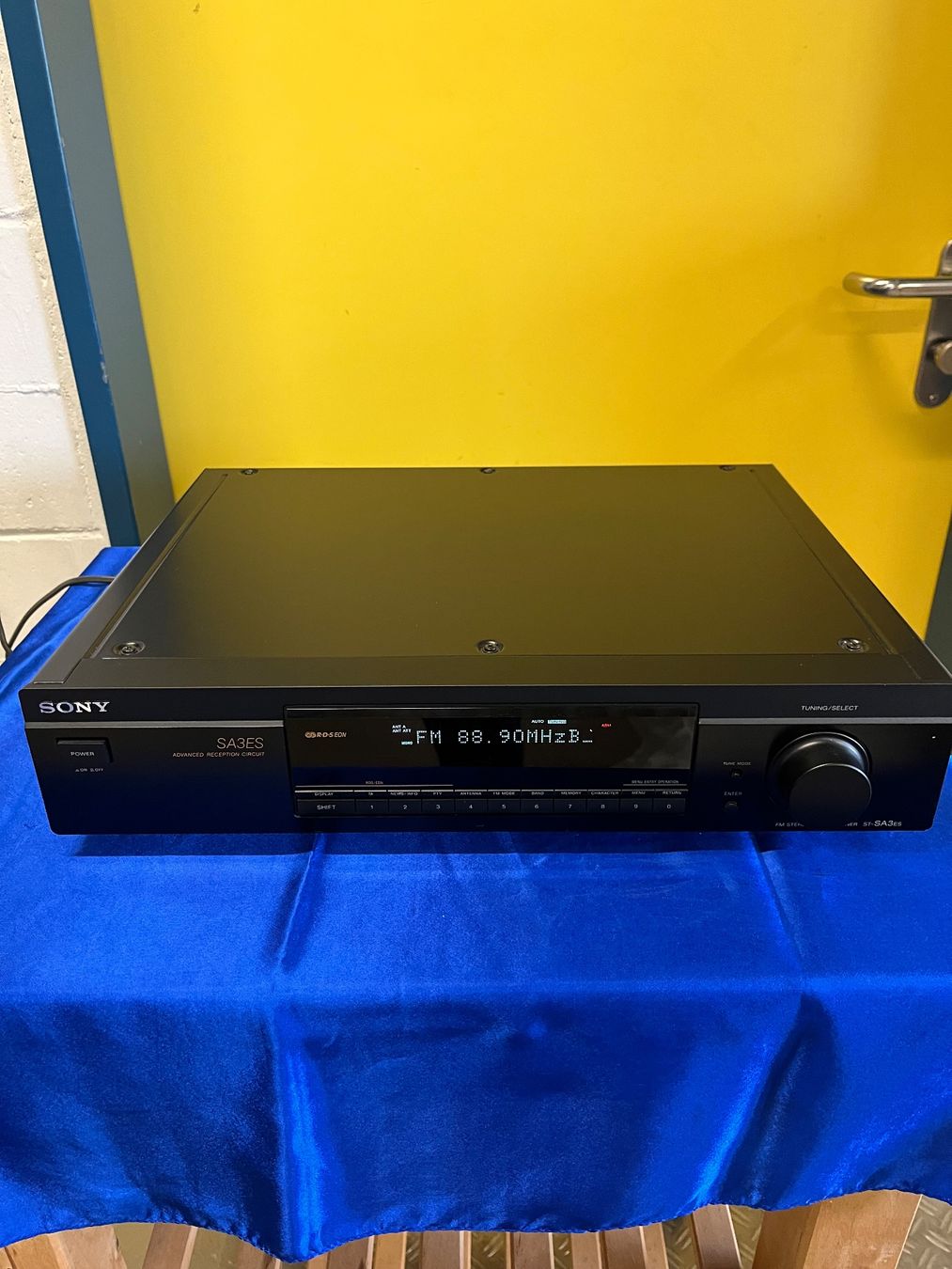 Sony Radio: Sony ST-SA3ES FM/AM Stereo Tuner – Usato da Strengelbach venduto da RaenAntikDesign 6