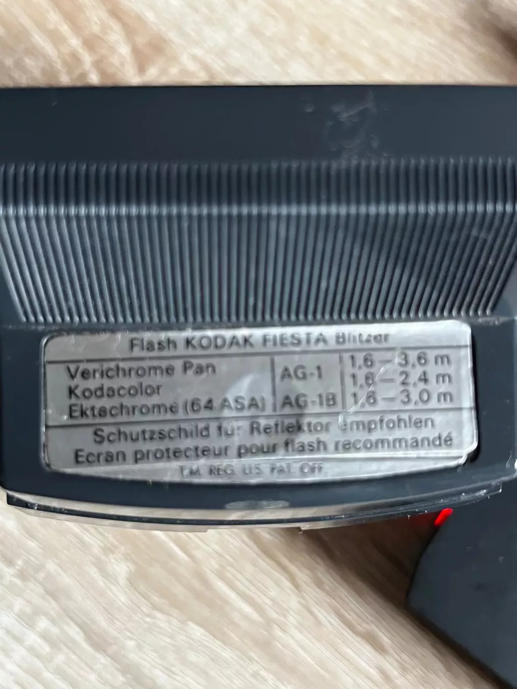 Kodak Fotocamera: Kodak Brownie Fiesta Camera – Usato da Muttenz venduto da gH5613 3
