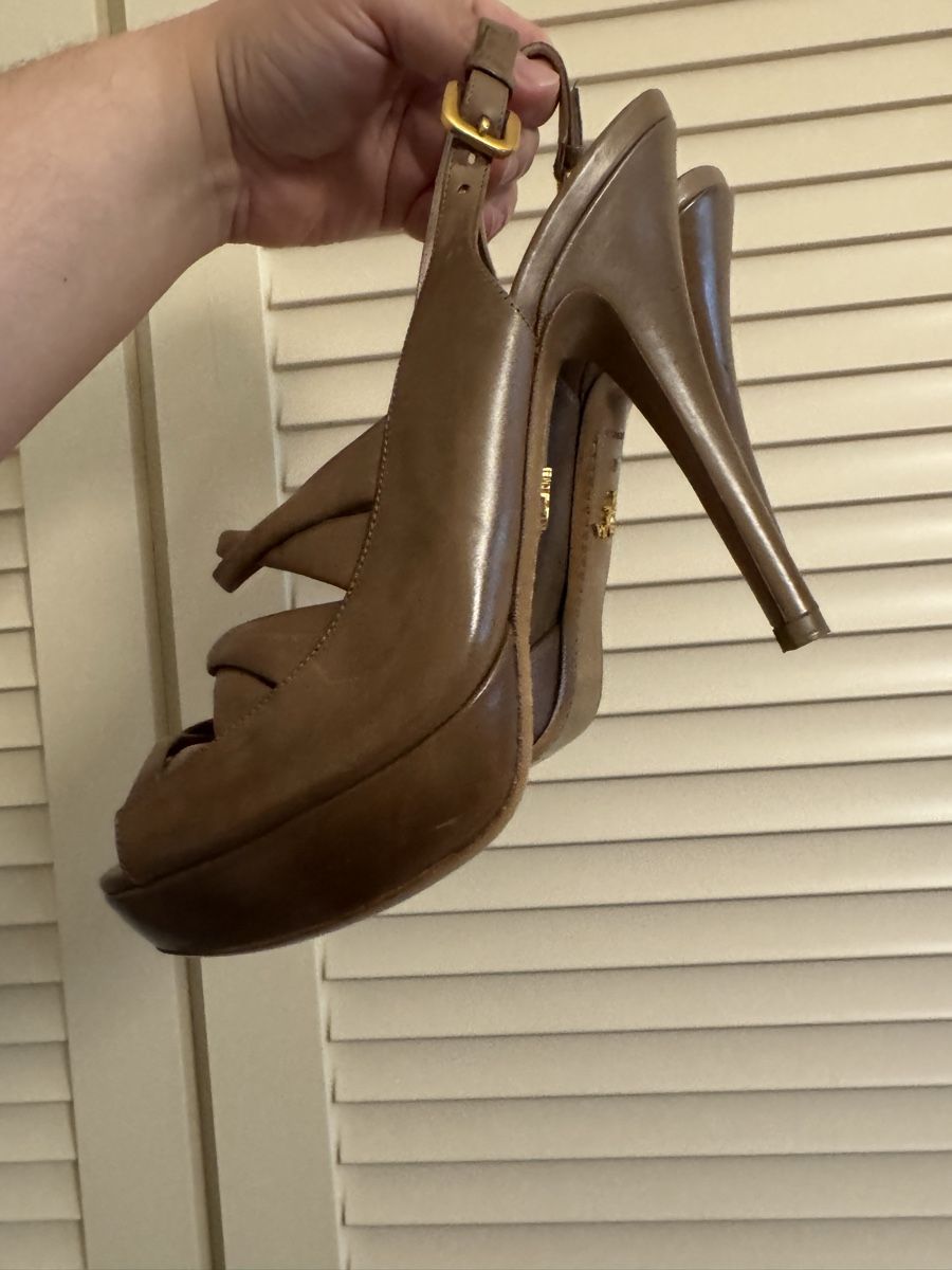 Prada Scarpe da donna: Prada Slingpumps aus Leder, nude, Gr. 40.5 – Usato da Niederbipp venduto da yar_tf6f 4