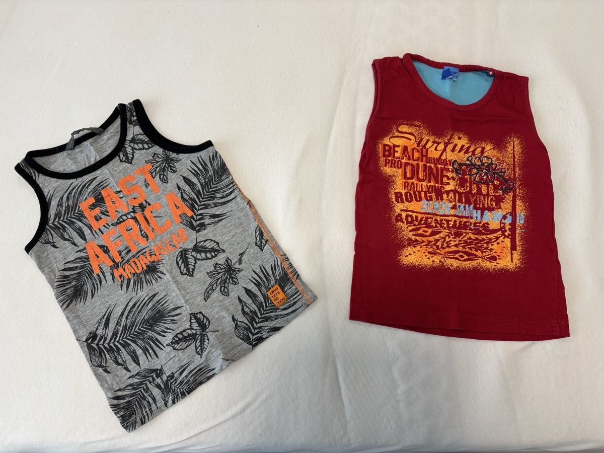 Camicie, T-shirt & Polo: Kinder Shirts (Grösse 110) – Usato da Stäfa venduto da yoni