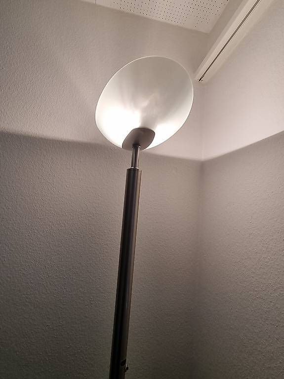 Lampen: Elegante Stehlampen / Deckenfluter – Gebraucht aus Basel von c_s_5wqn 1