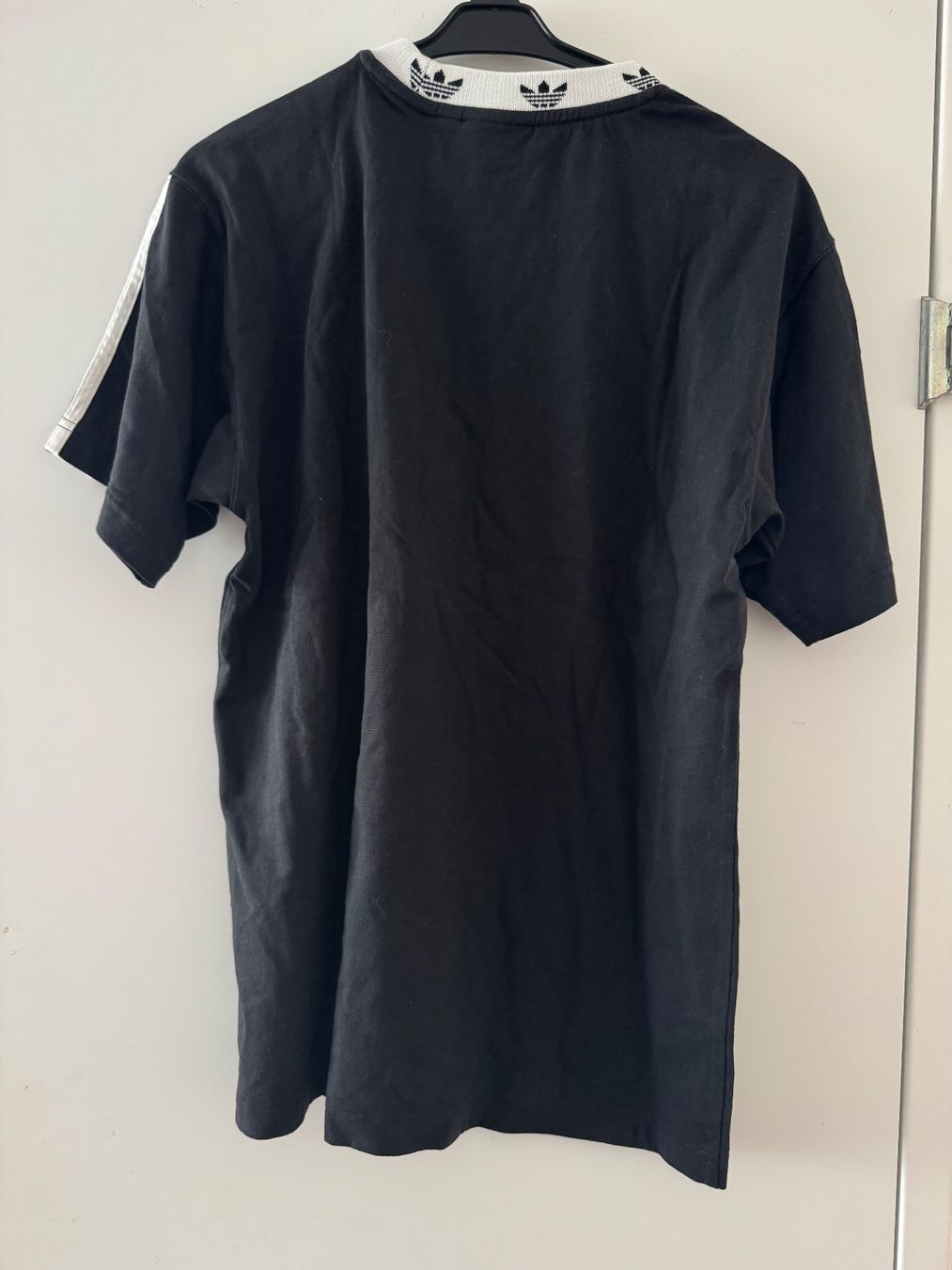Adidas T-shirt: Tshirt Adidas Originals – Usato da Obfelden venduto da cesarina10 3