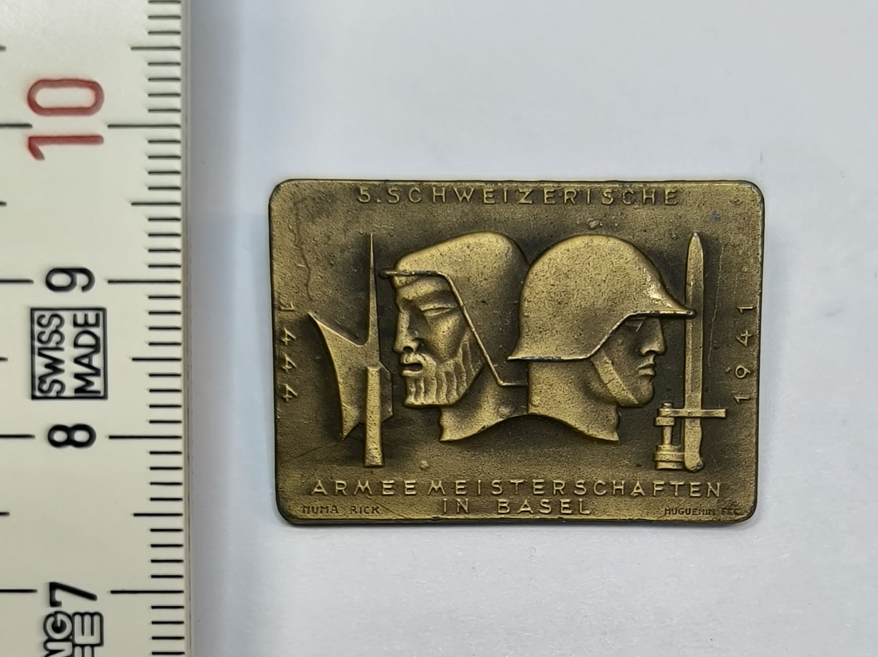 Schweizer Armee Plaketten & Abzeichen: Abzeichen Schweizer Armeemeisterschaften Basel 1941 – Gebraucht aus Boniswil von ilk_qkq5