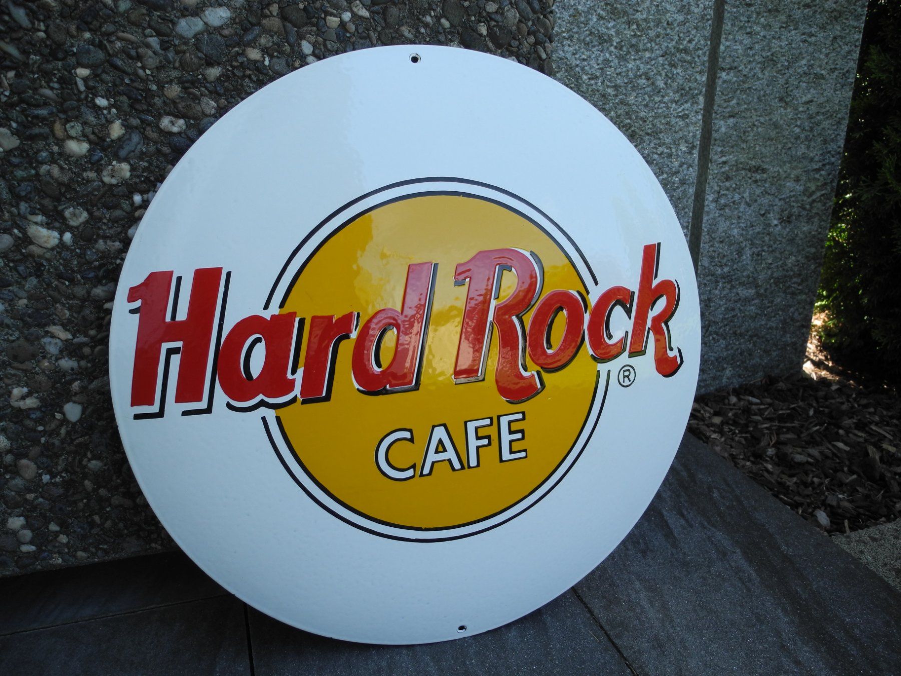 Insegne: GROSSES HARD ROCK EMAILSCHILD – Usato da Reinach AG venduto da Huckleberrysix 1