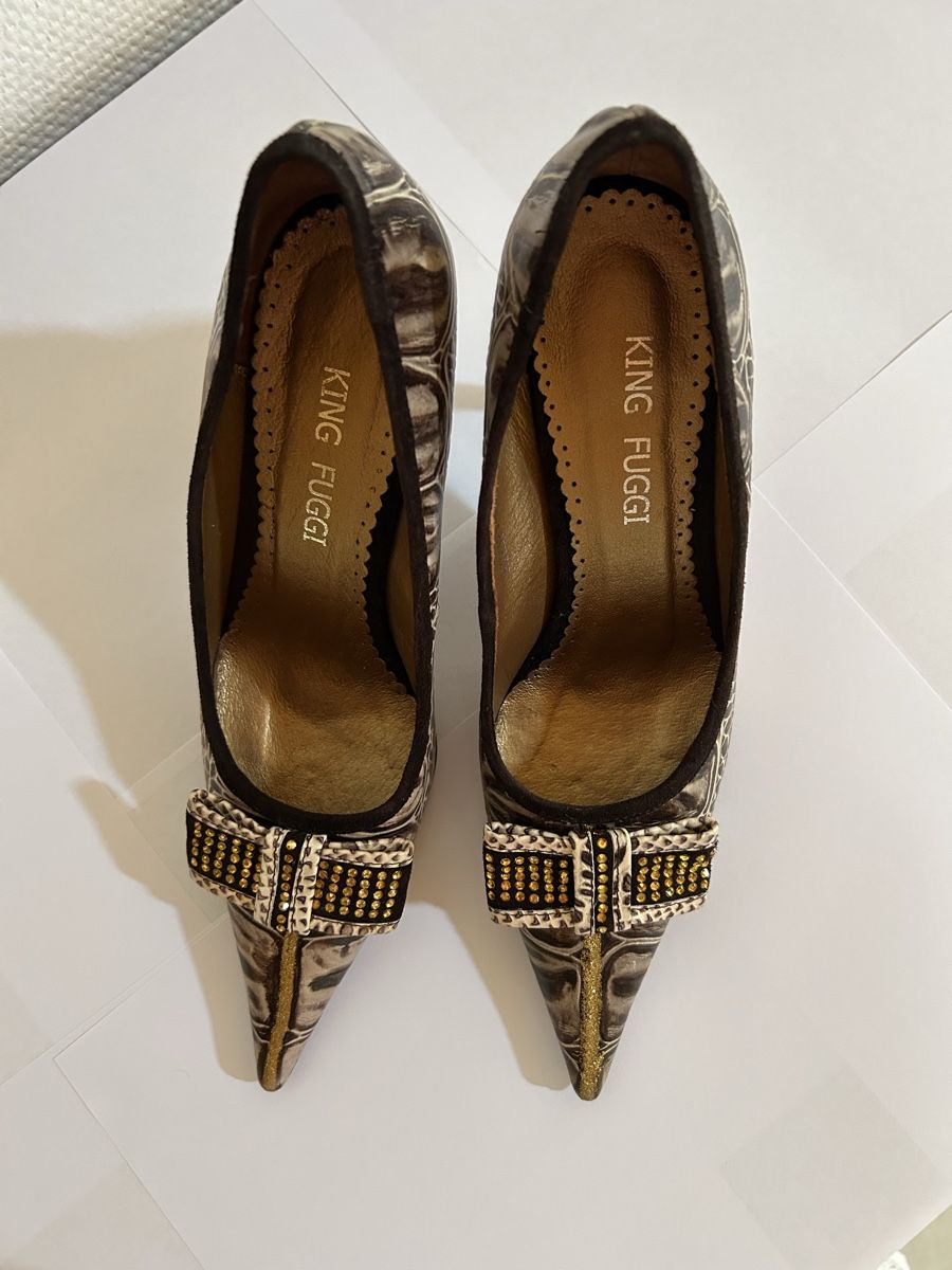 Chaussures femmes: insgesamt  – D'occasion à Schangnau par and_rsg2 1