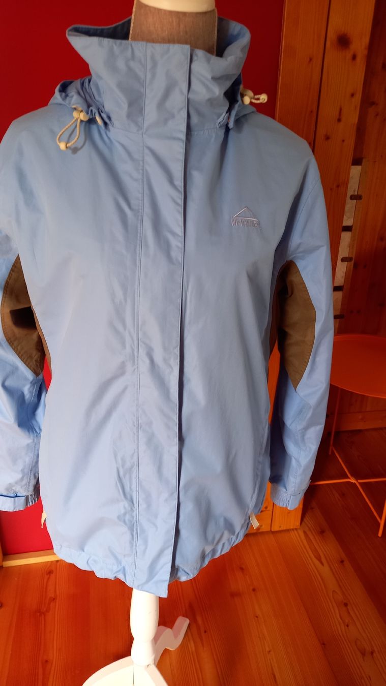 Mckinley Giacche: McKinley Jacke Damen Grösse 40 hellblau  – Usato da St. Gallen venduto da Otterndorf