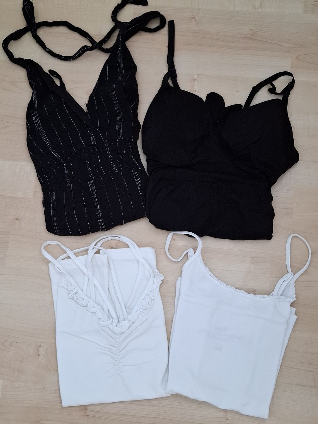 Top: 4 schöne Shirts, Versand möglich – Usato da Neuenhof venduto da summer_25