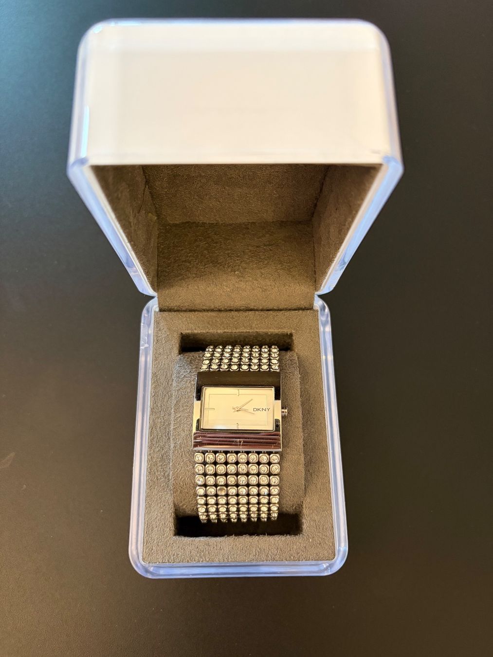 DKNY Uhren: Armbanduhr von DKNY – Gebraucht aus Zürich von Tonen3 1