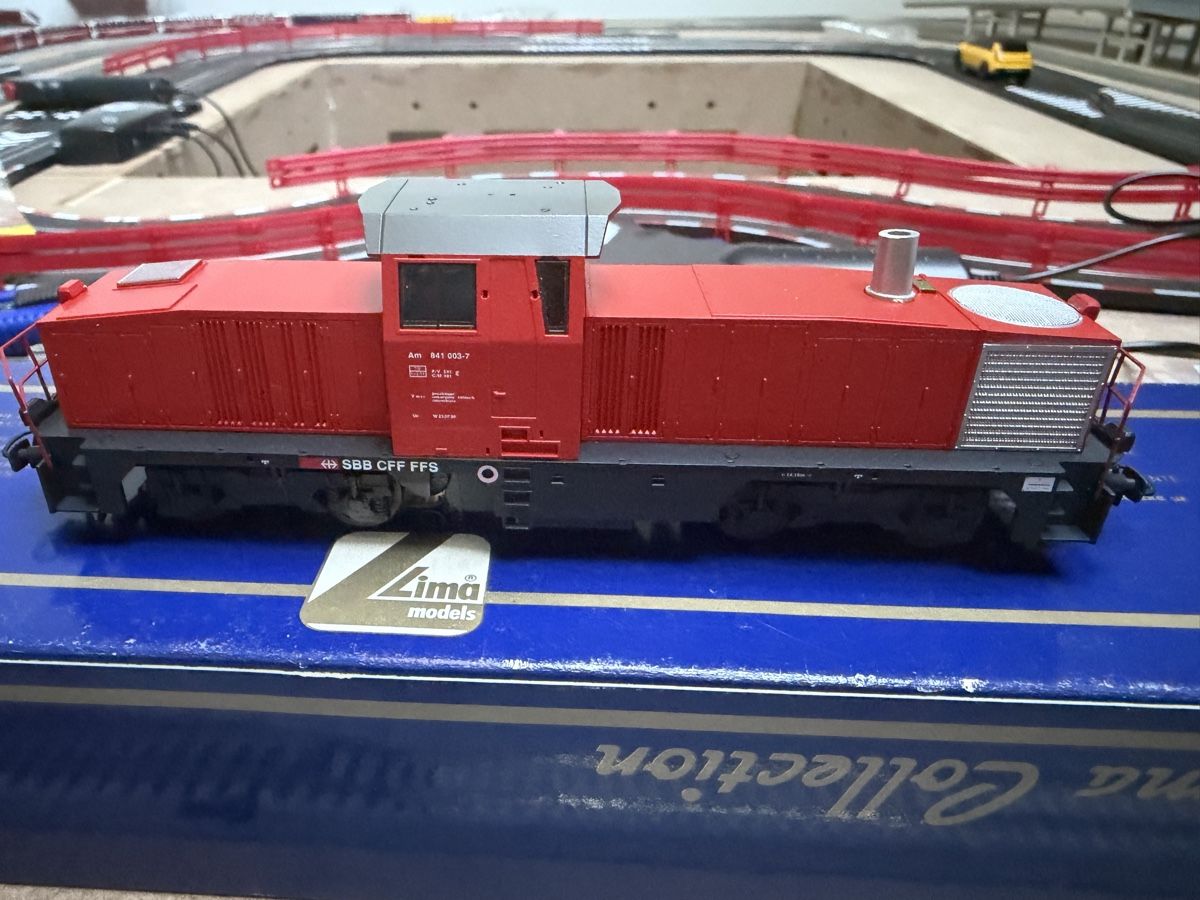 Lima Modelleisenbahnen: Lima Collection Am 841 003-7 AC  – Neu (gemäss Beschreibung) aus Bercher von Dispo0 1